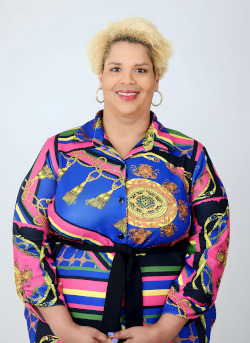 Portrait of Dawn Shine