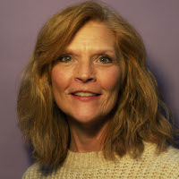 Portrait of Lynda Karels